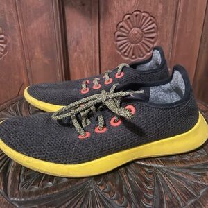 Limited Edition All Birds: Black and Yellow Sneakers with Patterned Laces